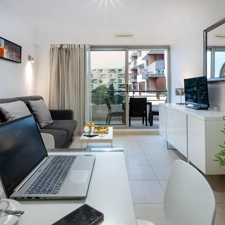 Nemea Le Lido Sur 4* Cagnes-sur-Mer