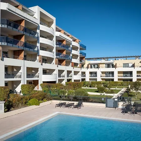 Nemea Le Lido Sur Apartmanhotel