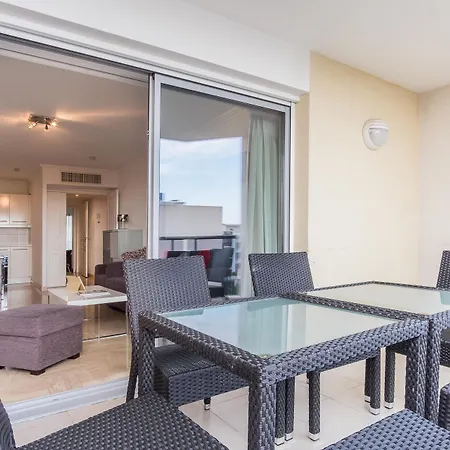 Aparthotel Nemea Le Lido Sur Cagnes-sur-Mer