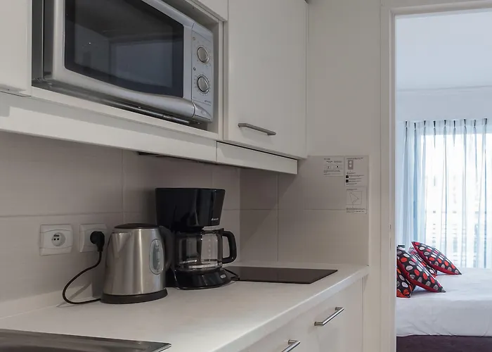 Nemea Le Lido Sur Καν-συρ-Μερ