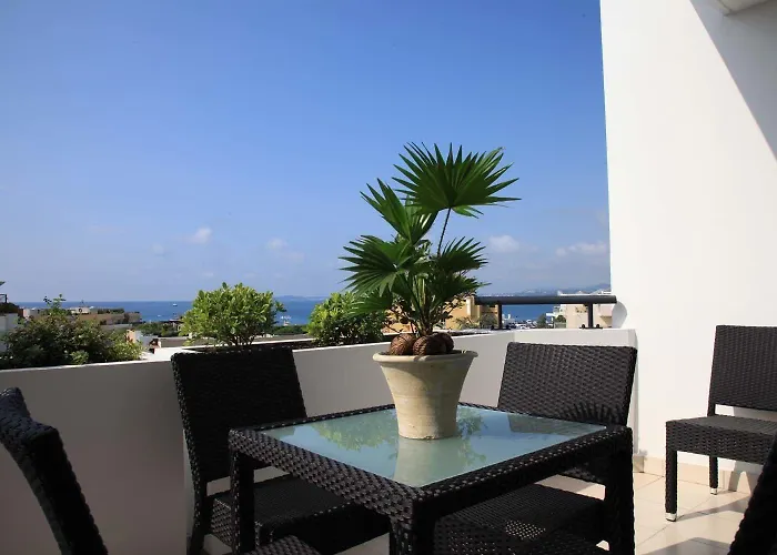 Nemea Le Lido Sur Καν-συρ-Μερ